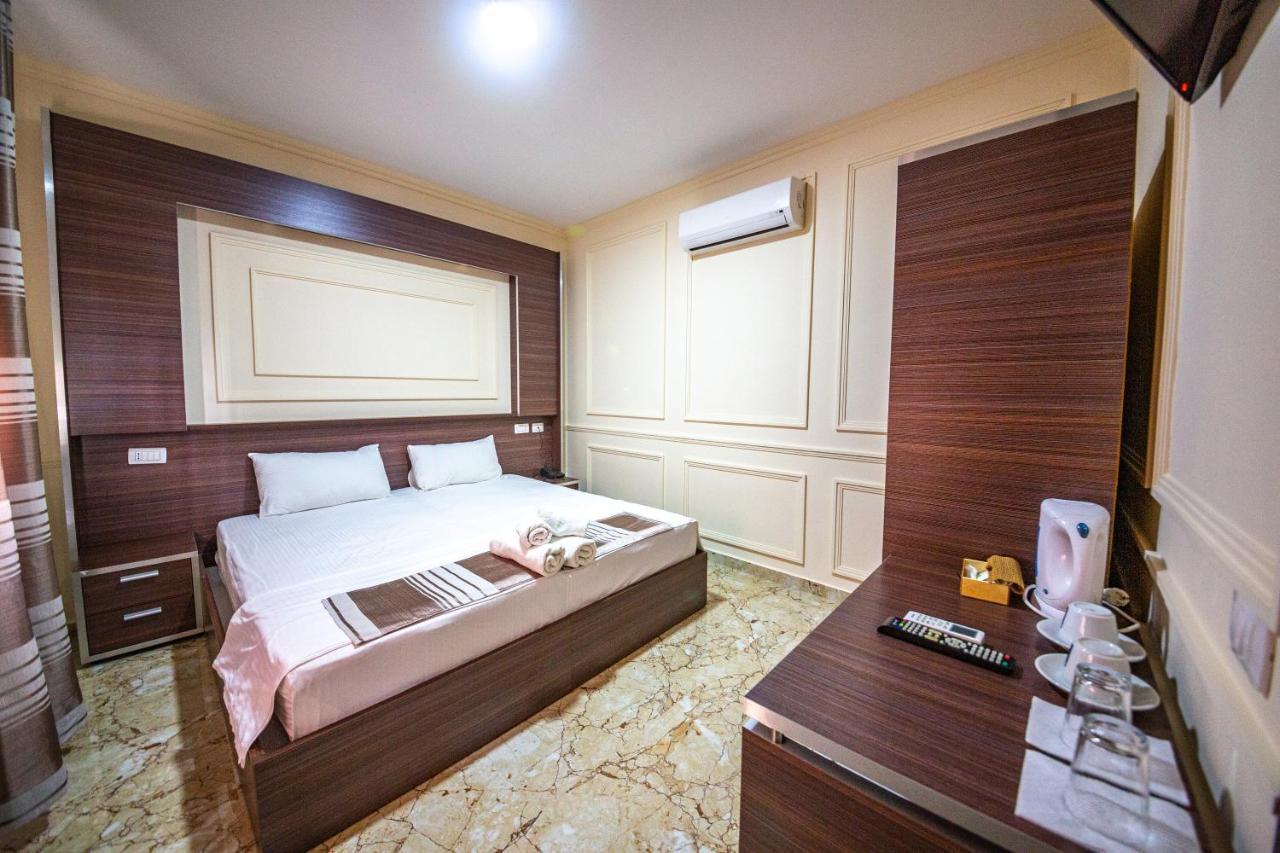 Royal Park Hotel Qerret المظهر الخارجي الصورة
