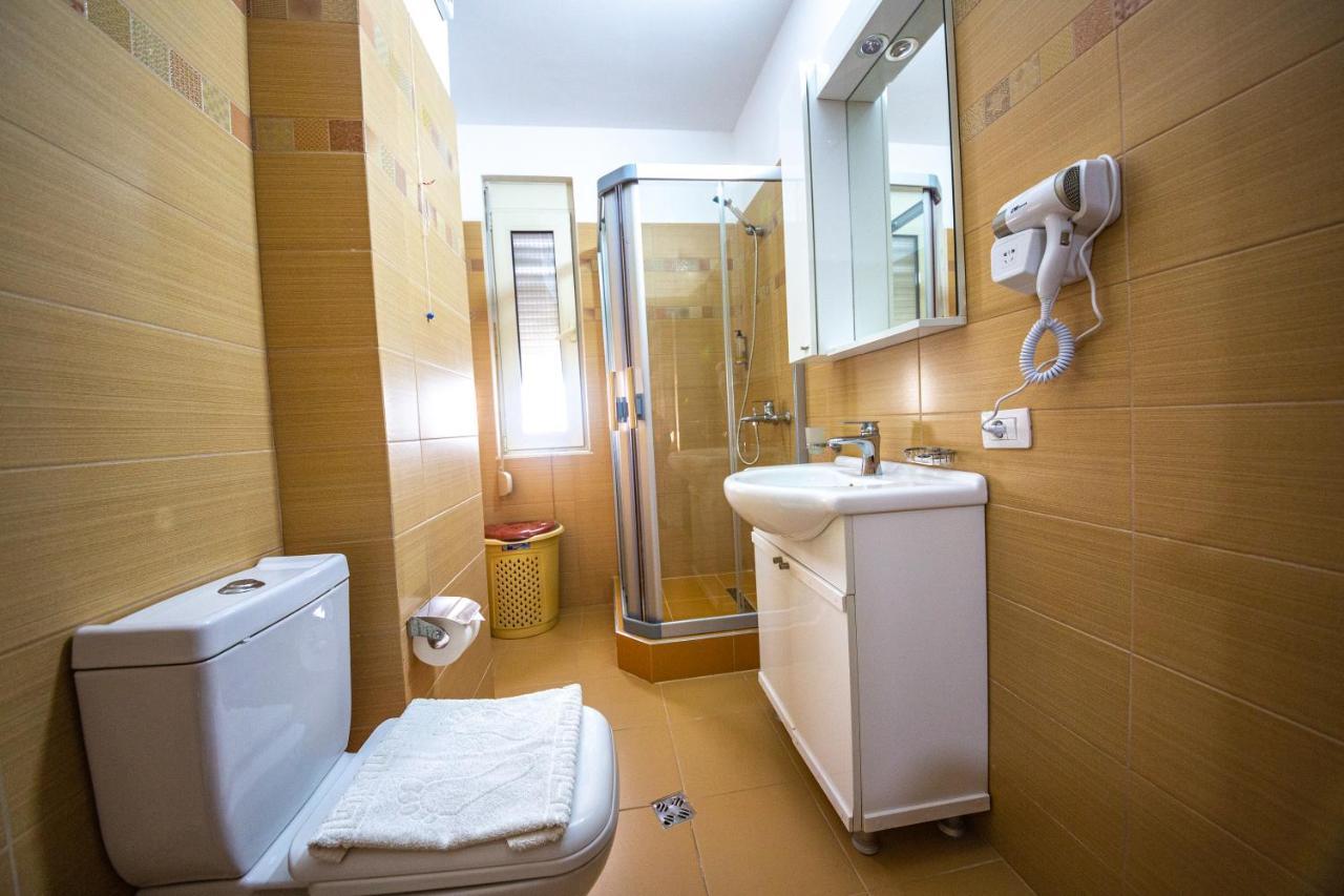 Royal Park Hotel Qerret المظهر الخارجي الصورة