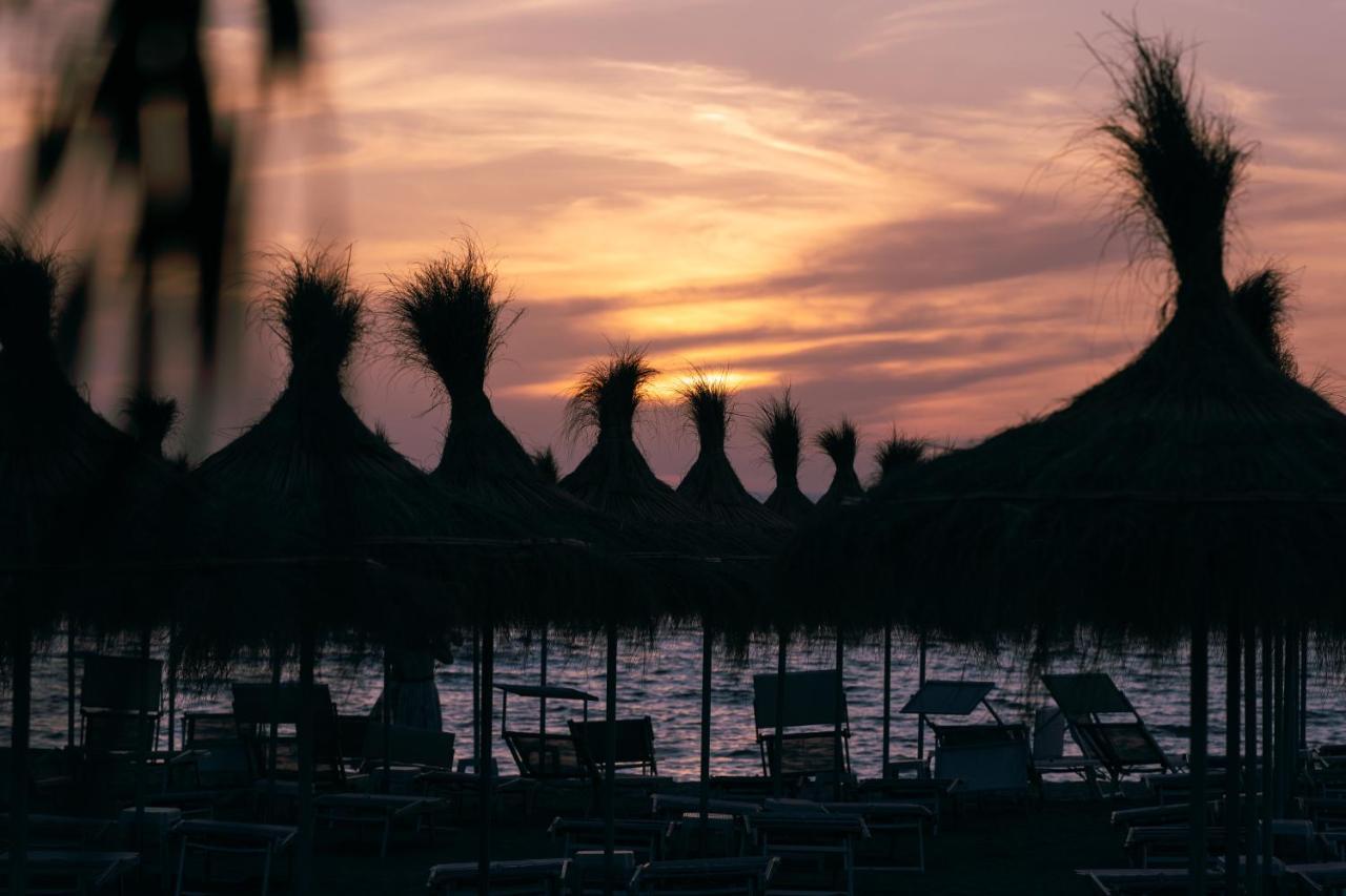 Royal Park Hotel Qerret المظهر الخارجي الصورة